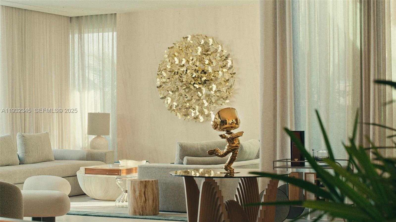 Small Image of 1413 NORTH VENETIAN WAY, Miami Number 22