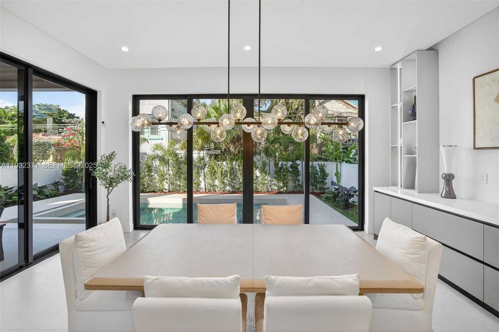 Small Image of 1013 SOUTH EAST 9TH ST, Fort Lauderdale Number 13