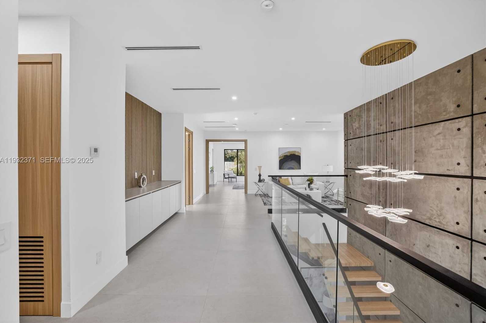 Small Image of 1013 SOUTH EAST 9TH ST, Fort Lauderdale Number 20