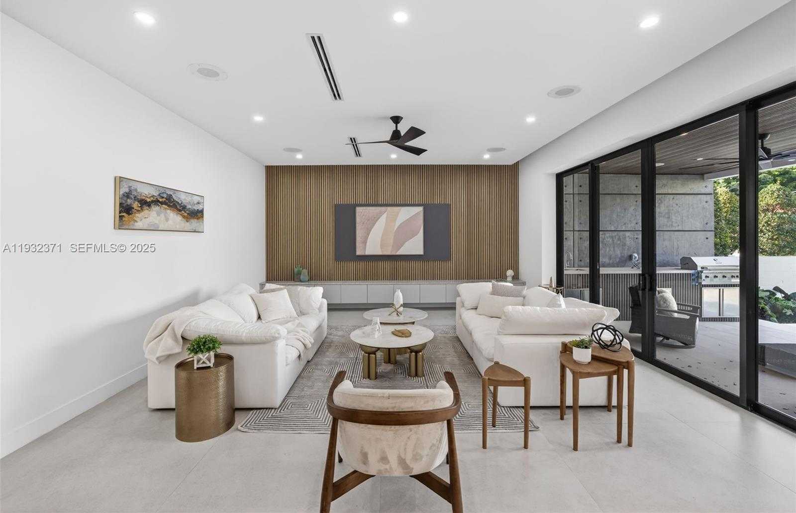 Small Image of 1013 SOUTH EAST 9TH ST, Fort Lauderdale Number 6