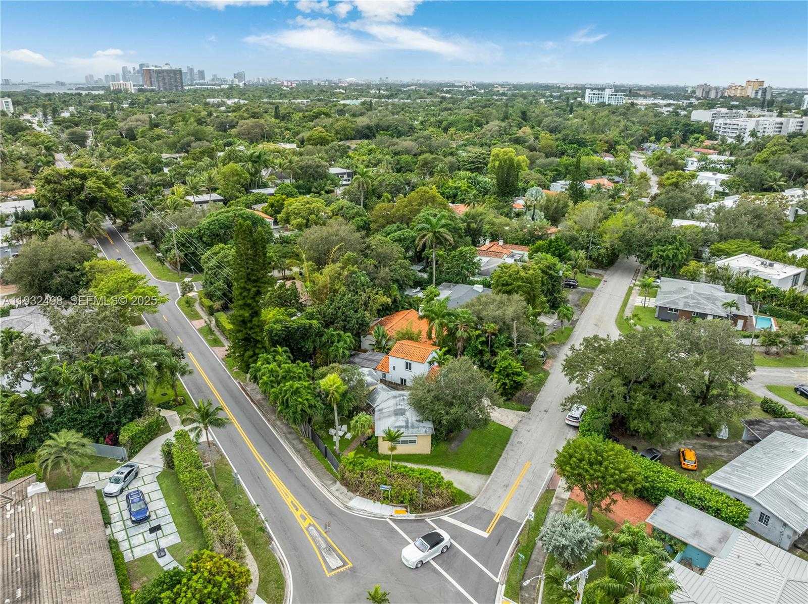 Small Image of 8634 NORTH EAST 10TH AVE, Miami Number 7