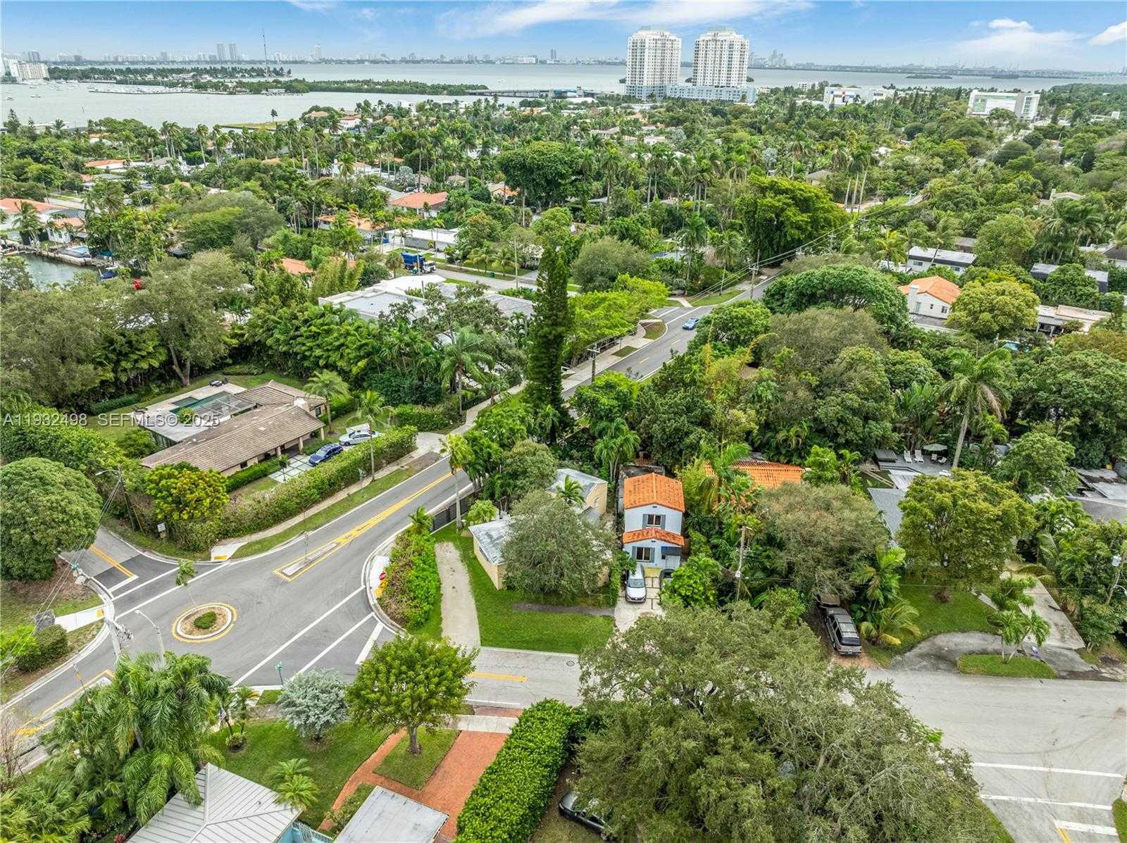 Small Image of 8634 NORTH EAST 10TH AVE, Miami Number 9