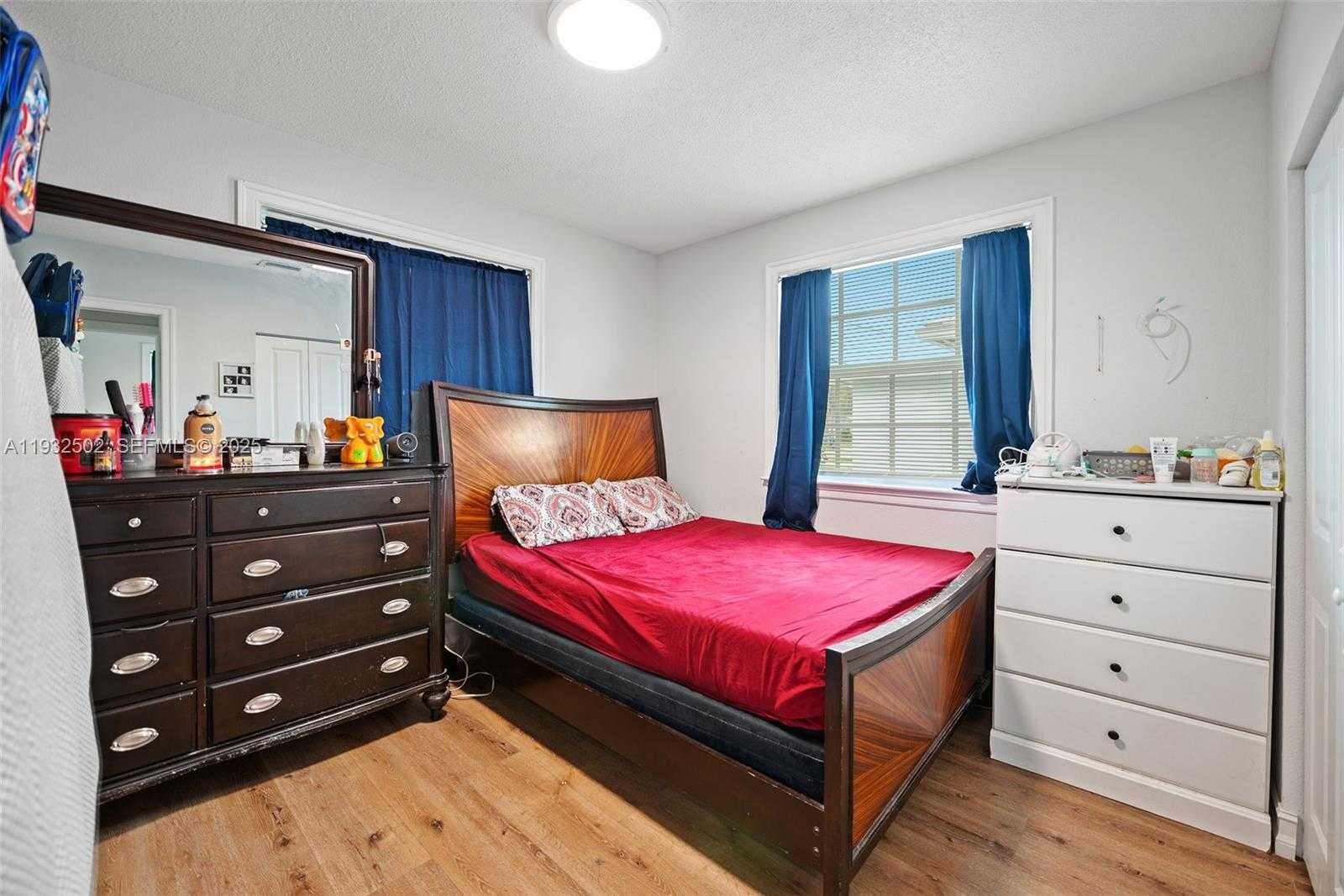 Small Image of 6894 3RD ST, Jupiter Number 20