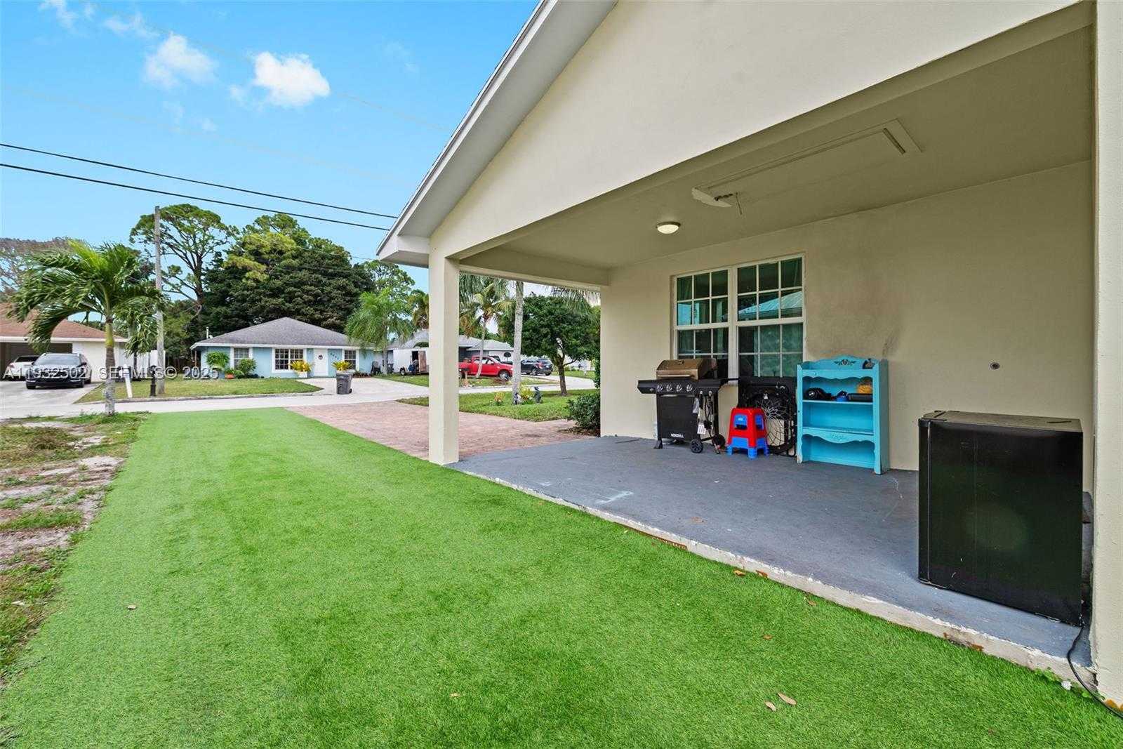 Small Image of 6894 3RD ST, Jupiter Number 7