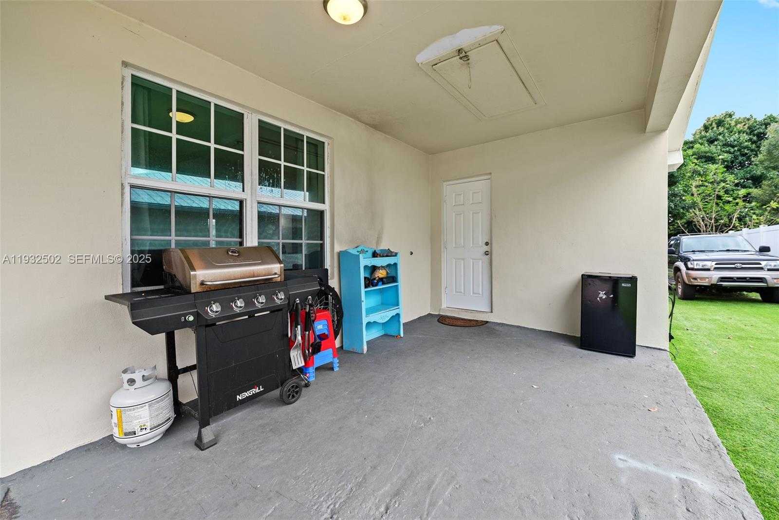 Small Image of 6894 3RD ST, Jupiter Number 8