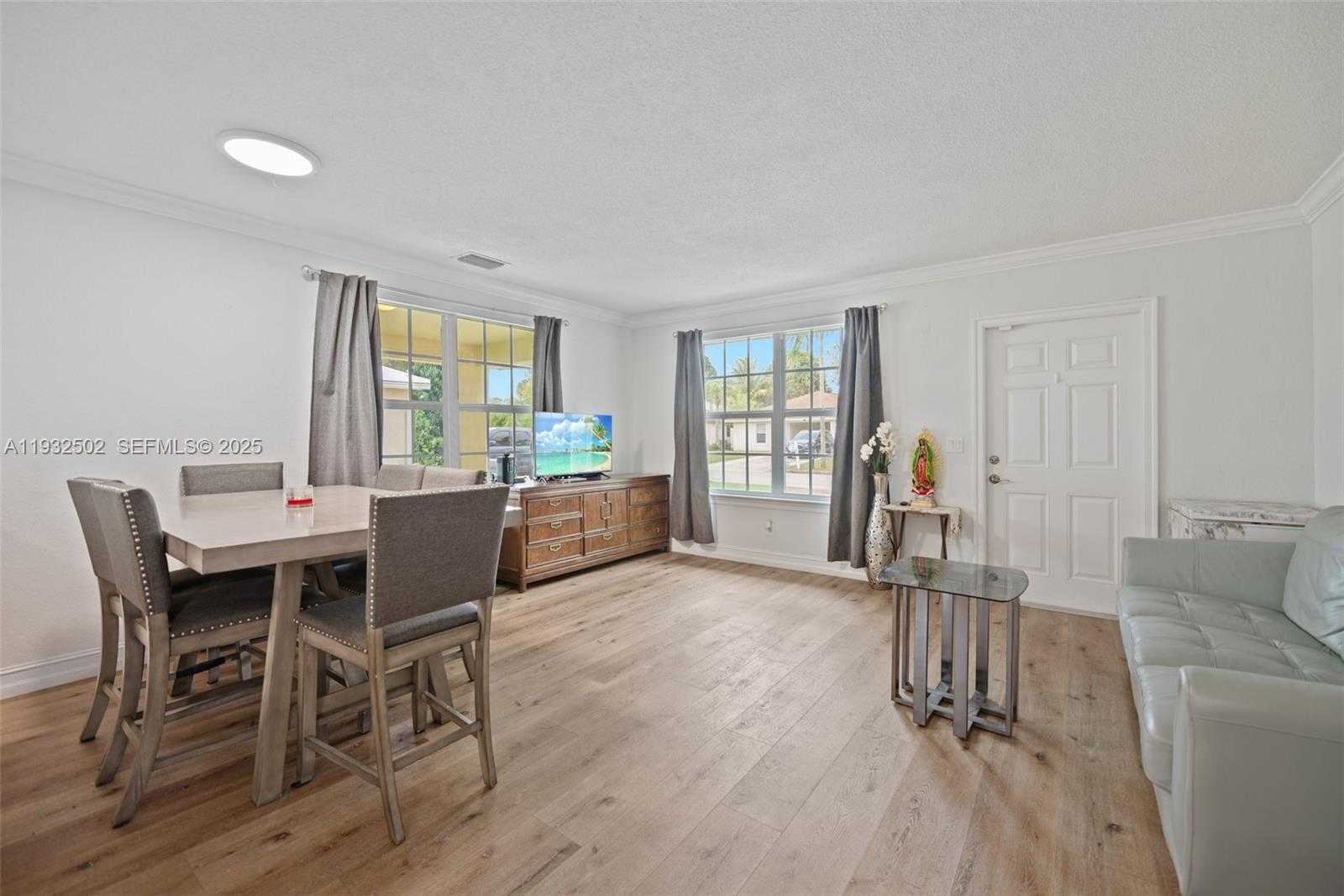 Small Image of 6894 3RD ST, Jupiter Number 9