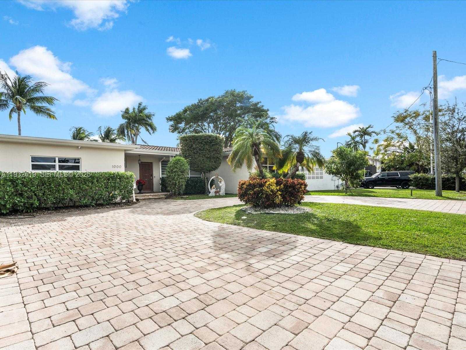 Small Image of 1000 SOUTH SHORE DR, Miami Beach Number 6