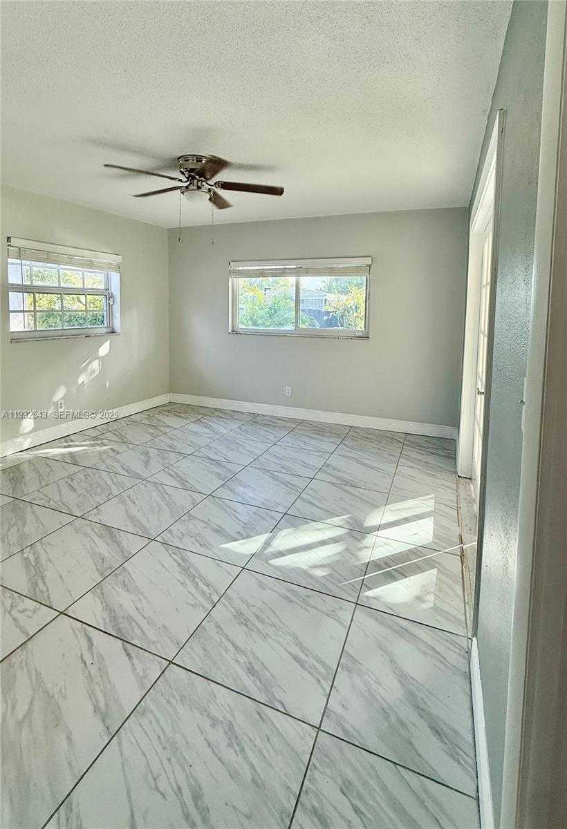 Small Image of 5030 NORTH WEST 42ND ST, Lauderdale Lakes Number 11