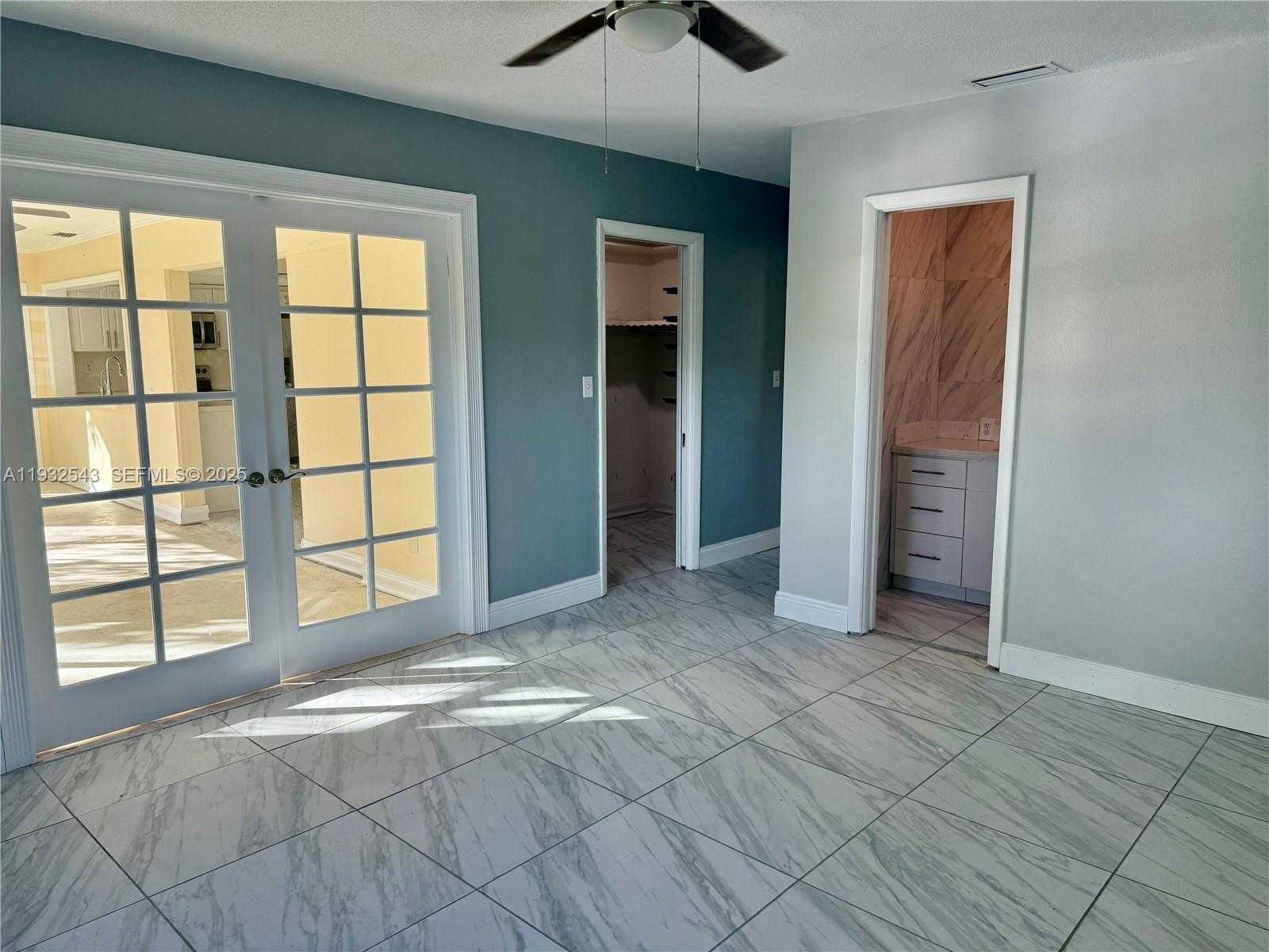 Small Image of 5030 NORTH WEST 42ND ST, Lauderdale Lakes Number 12