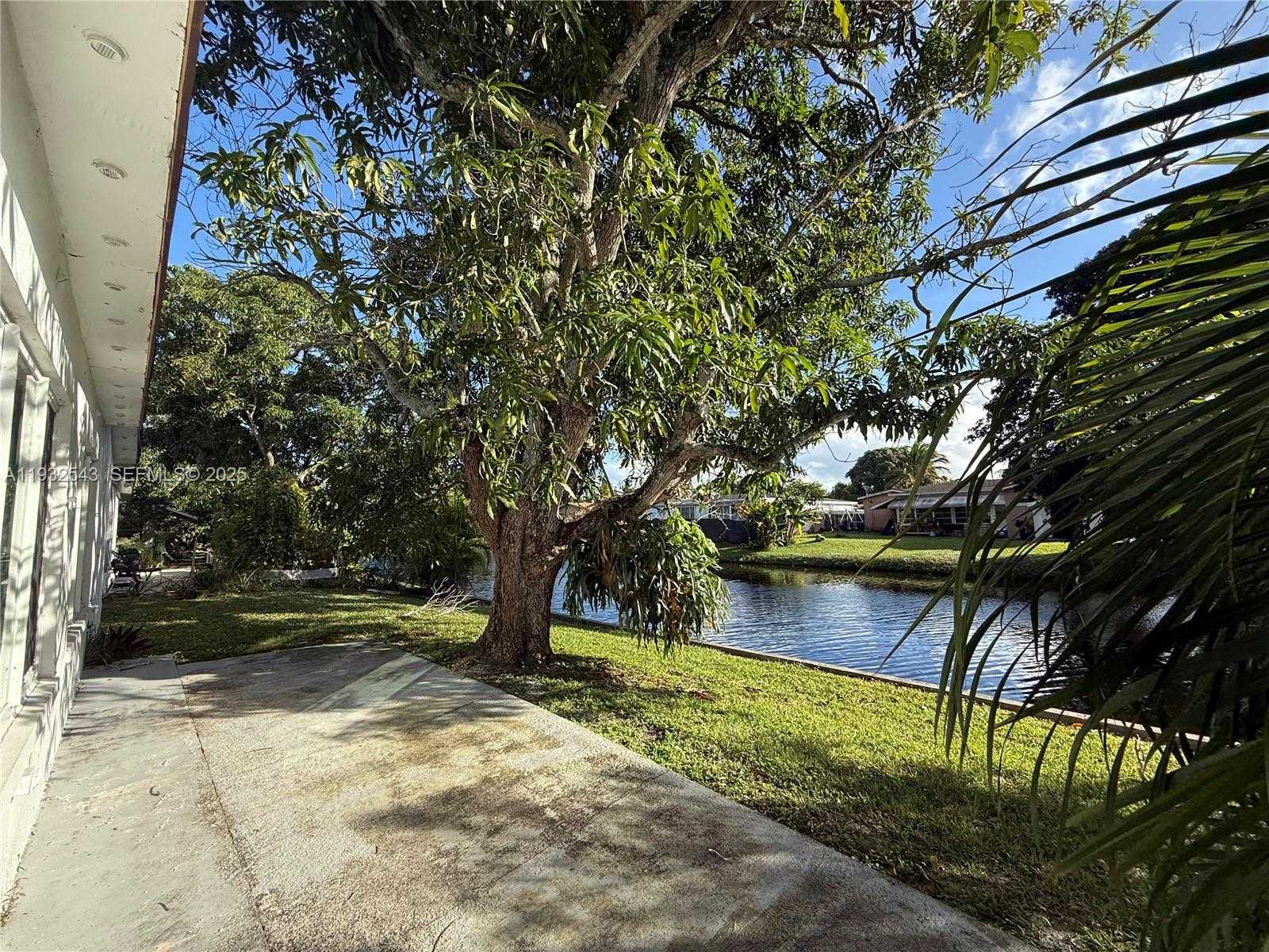 Small Image of 5030 NORTH WEST 42ND ST, Lauderdale Lakes Number 20