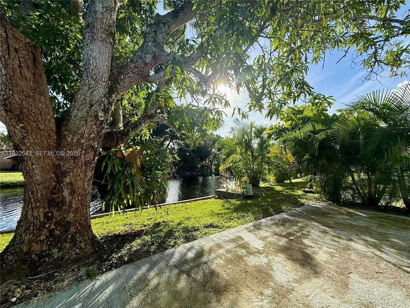 Small Image of 5030 NORTH WEST 42ND ST, Lauderdale Lakes Number 21