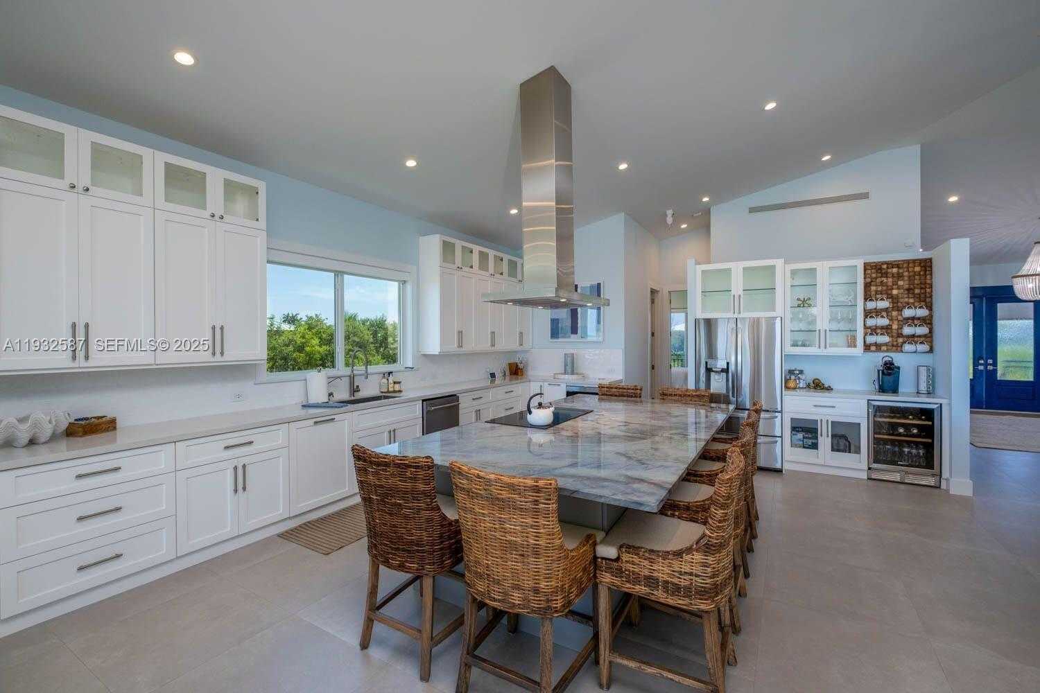 Small Image of 108 SUNRISE DR, Marathon Number 11