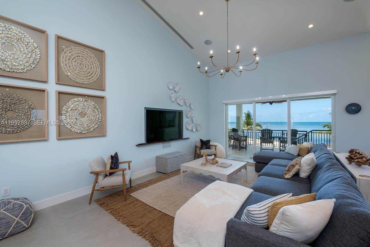 Small Image of 108 SUNRISE DR, Marathon Number 17