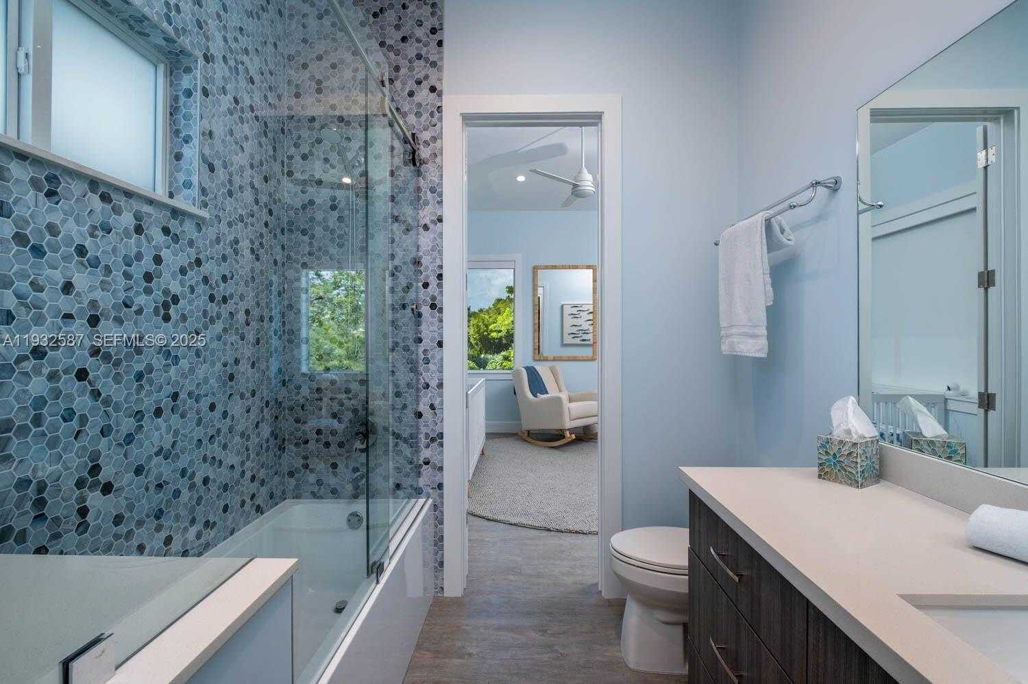 Small Image of 108 SUNRISE DR, Marathon Number 28