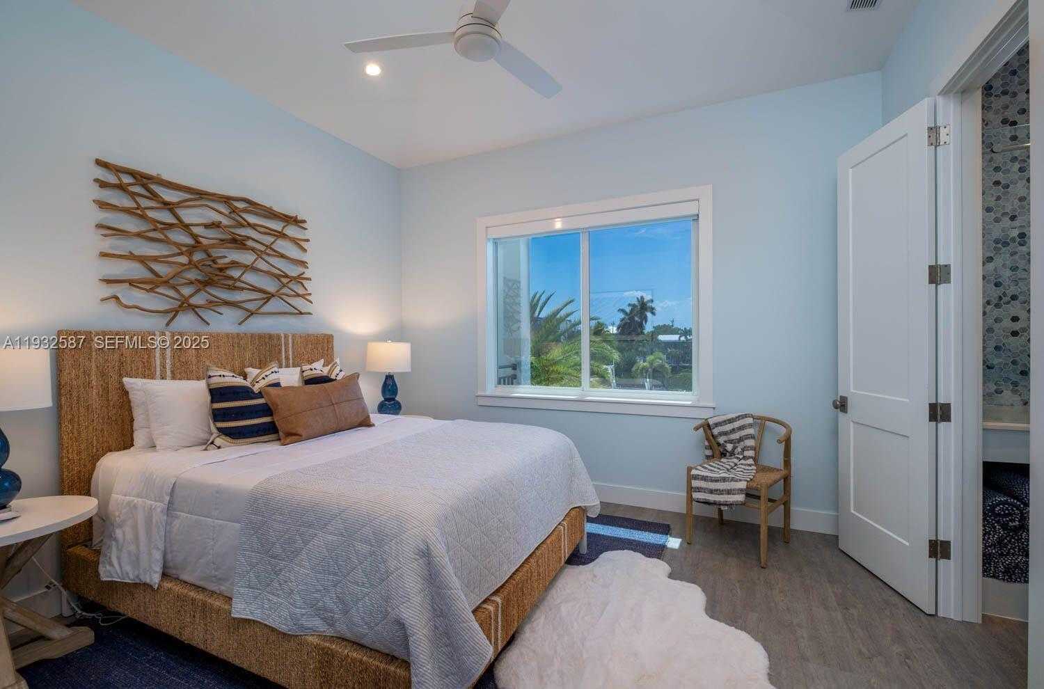 Small Image of 108 SUNRISE DR, Marathon Number 29