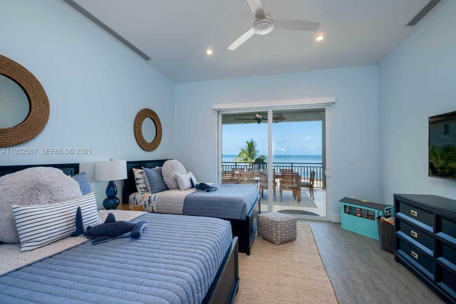 Small Image of 108 SUNRISE DR, Marathon Number 30