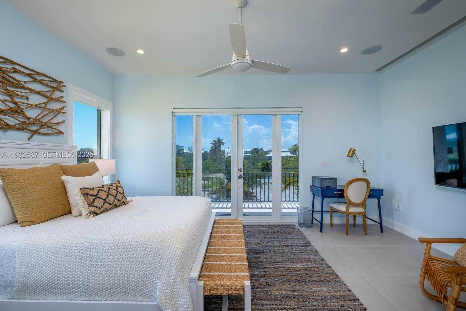 Small Image of 108 SUNRISE DR, Marathon Number 33