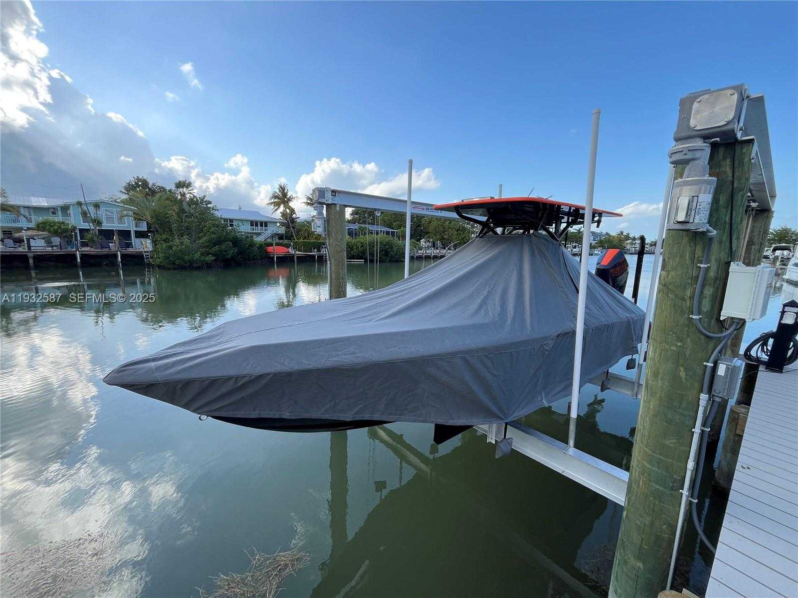 Small Image of 108 SUNRISE DR, Marathon Number 37