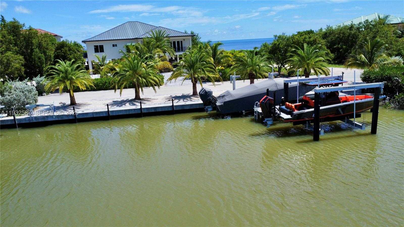 Small Image of 108 SUNRISE DR, Marathon Number 44