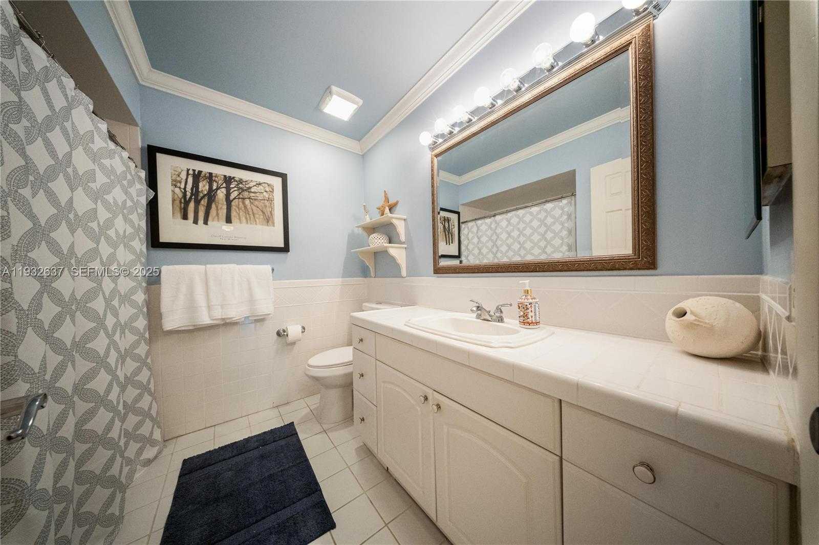 Small Image of 10900 SOUTH WEST 90TH AVE, Miami Number 27