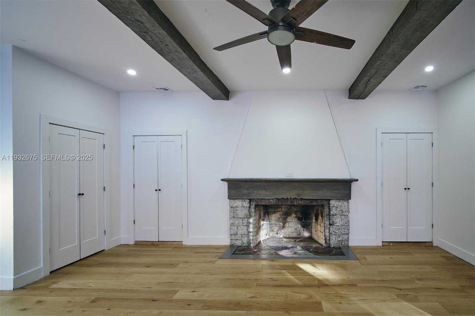 Small Image of 189 MC NAMARA RD, Out of City Number 11