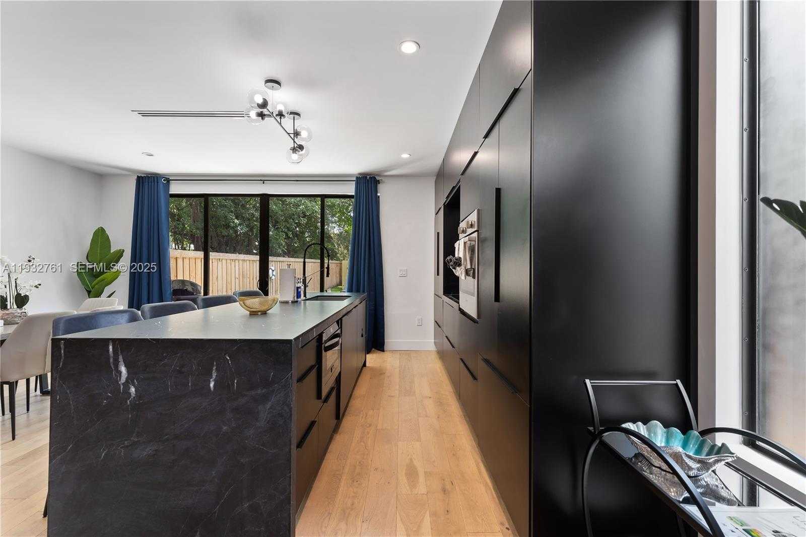 Small Image of 58 NORTH WEST 52ND ST, Miami Number 13