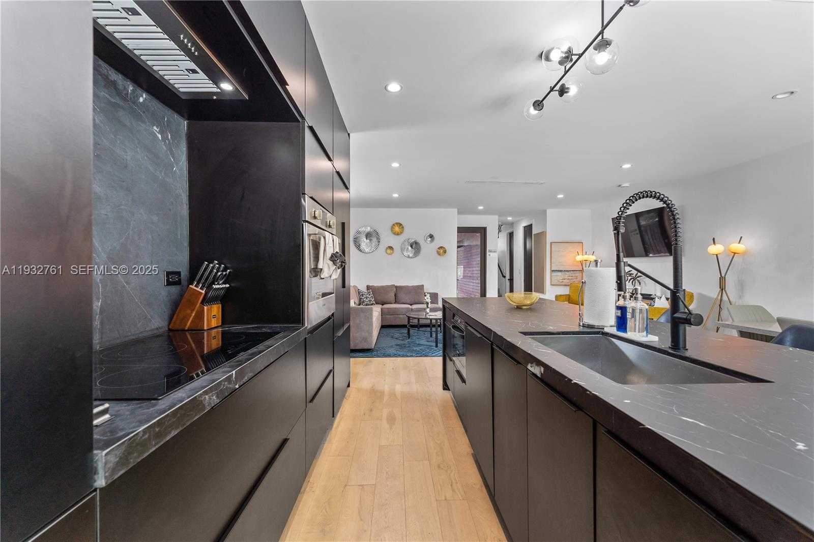 Small Image of 58 NORTH WEST 52ND ST, Miami Number 16