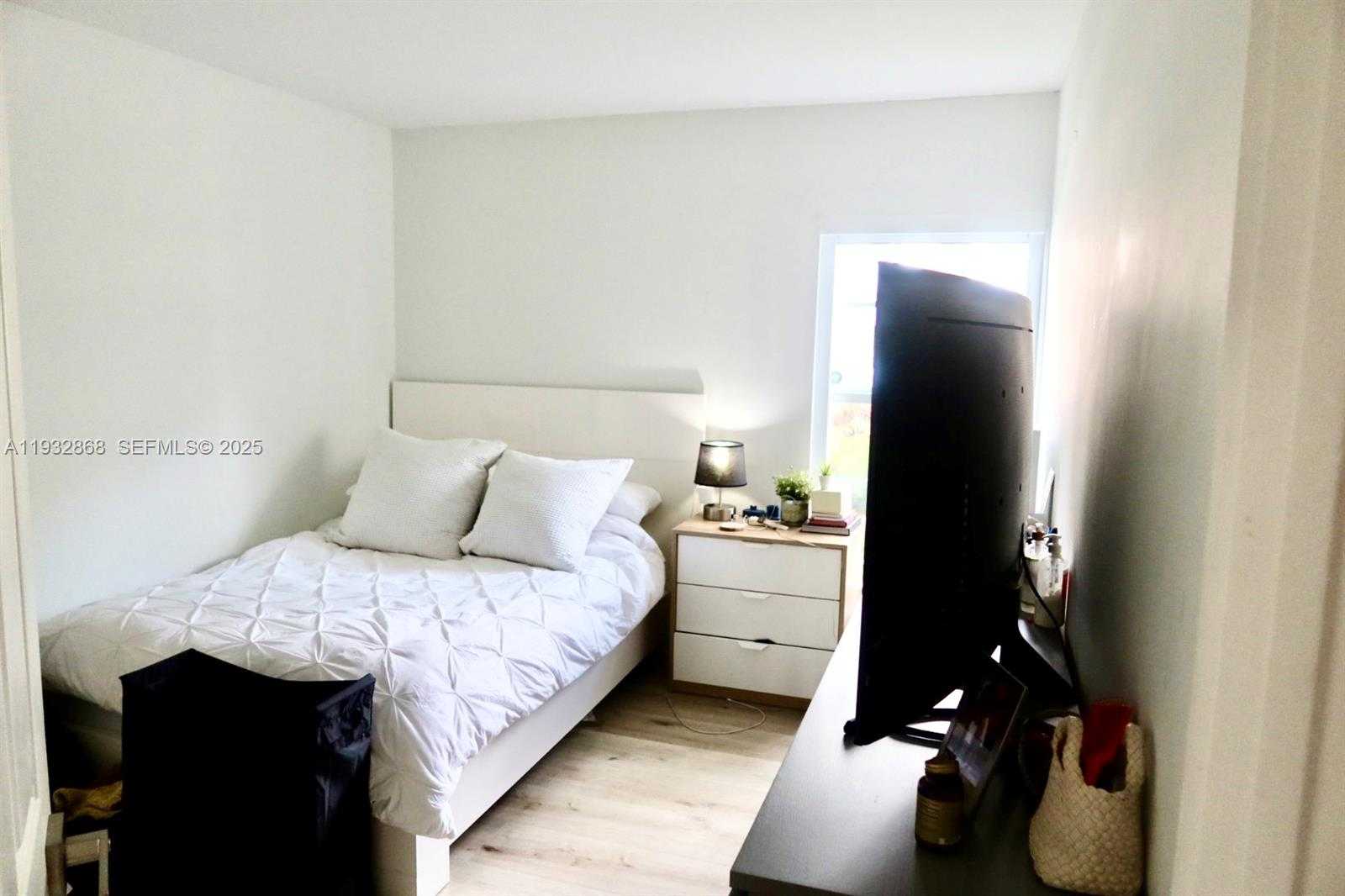 Small Image of 5862 NORTH WEST 113TH PL, Doral Number 15