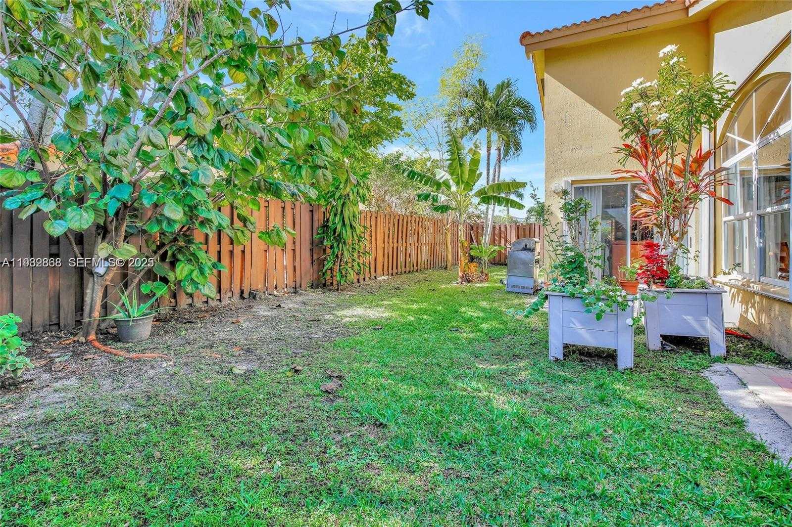 Small Image of 5862 NORTH WEST 113TH PL, Doral Number 19