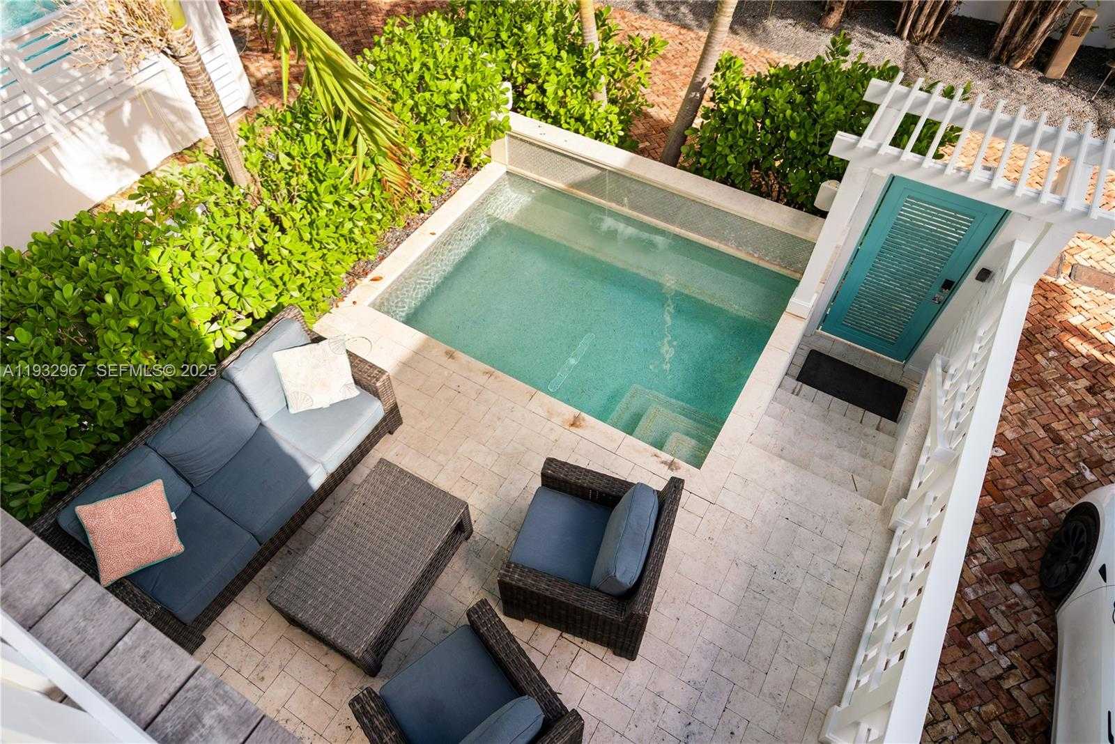 Small Image of Islamorada Number 35