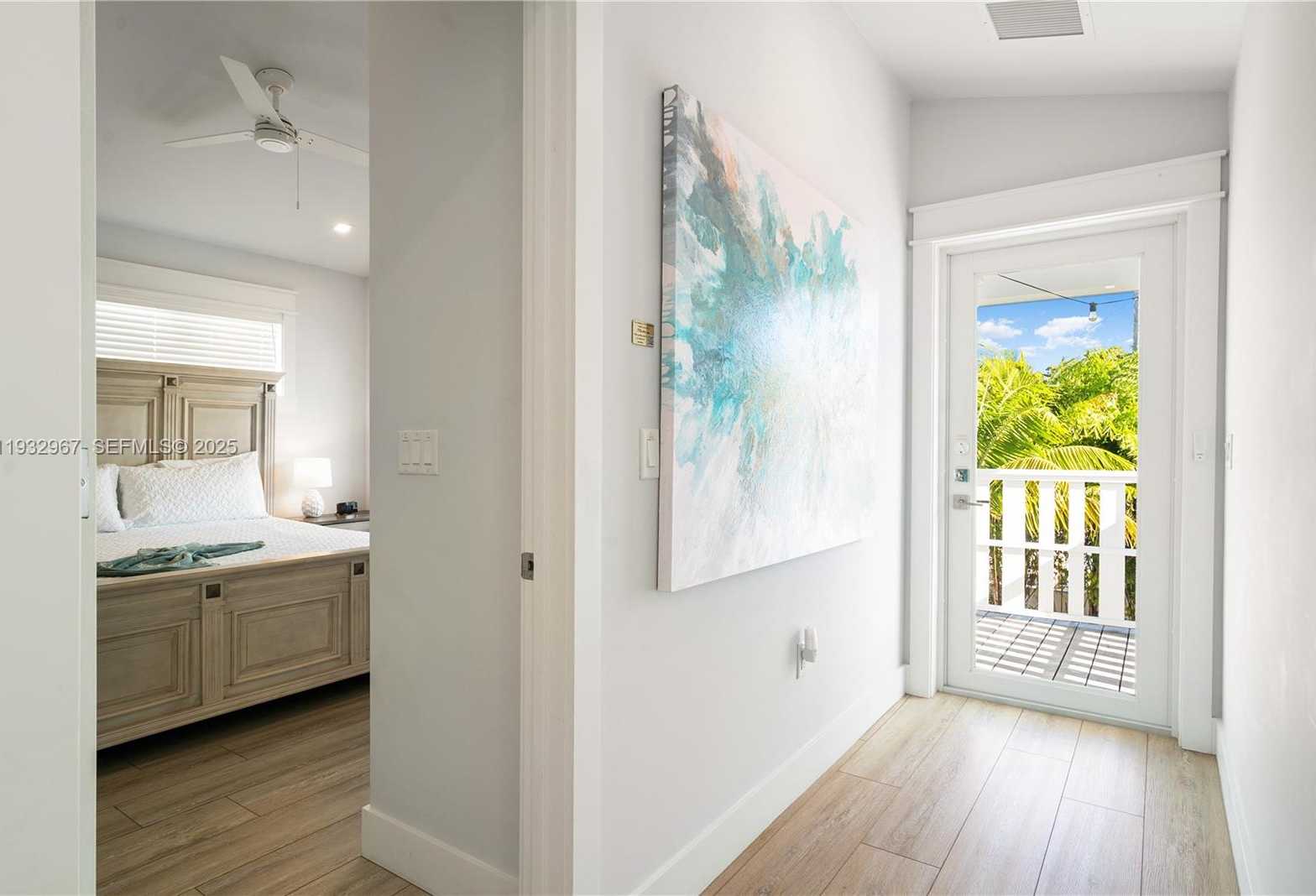 Small Image of Islamorada Number 43