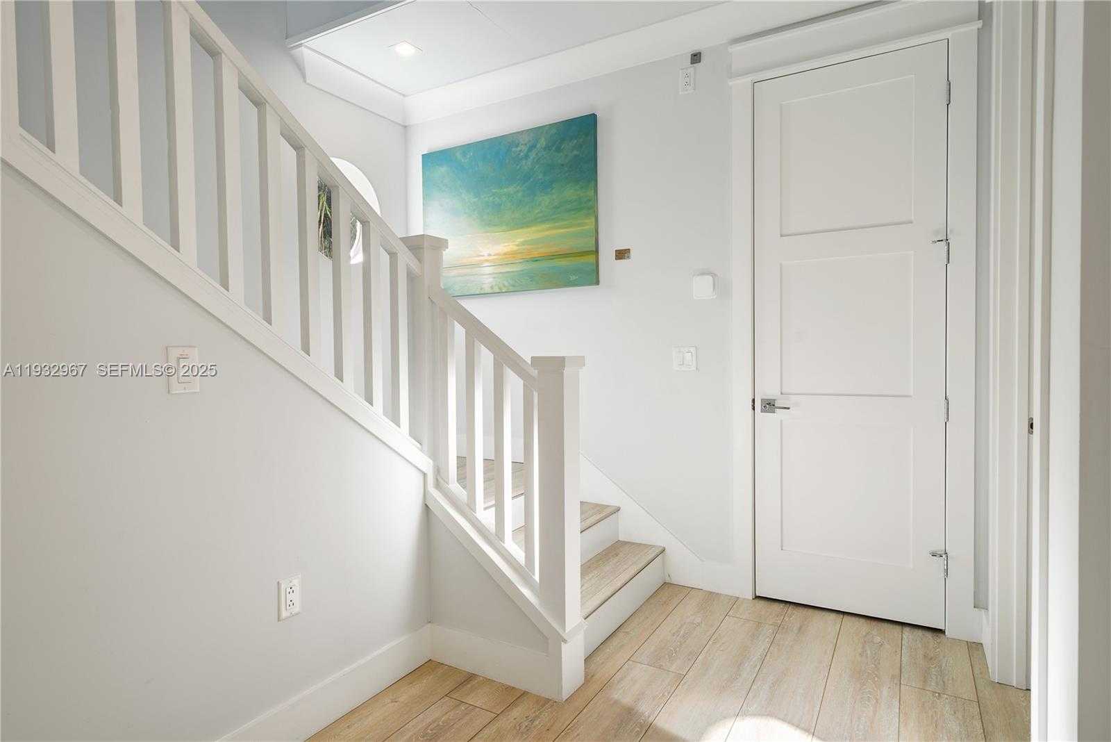 Small Image of Islamorada Number 45