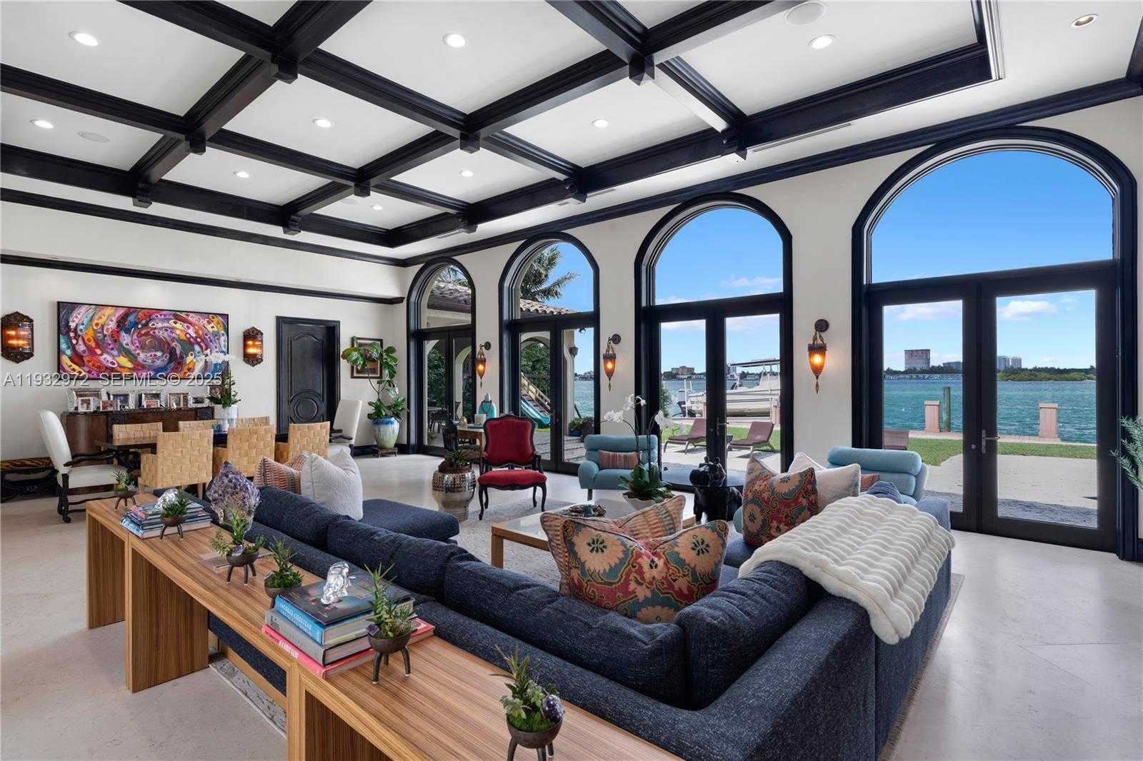 Small Image of 10330 WEST BROADVIEW DR, Bay Harbor Islands Number 11