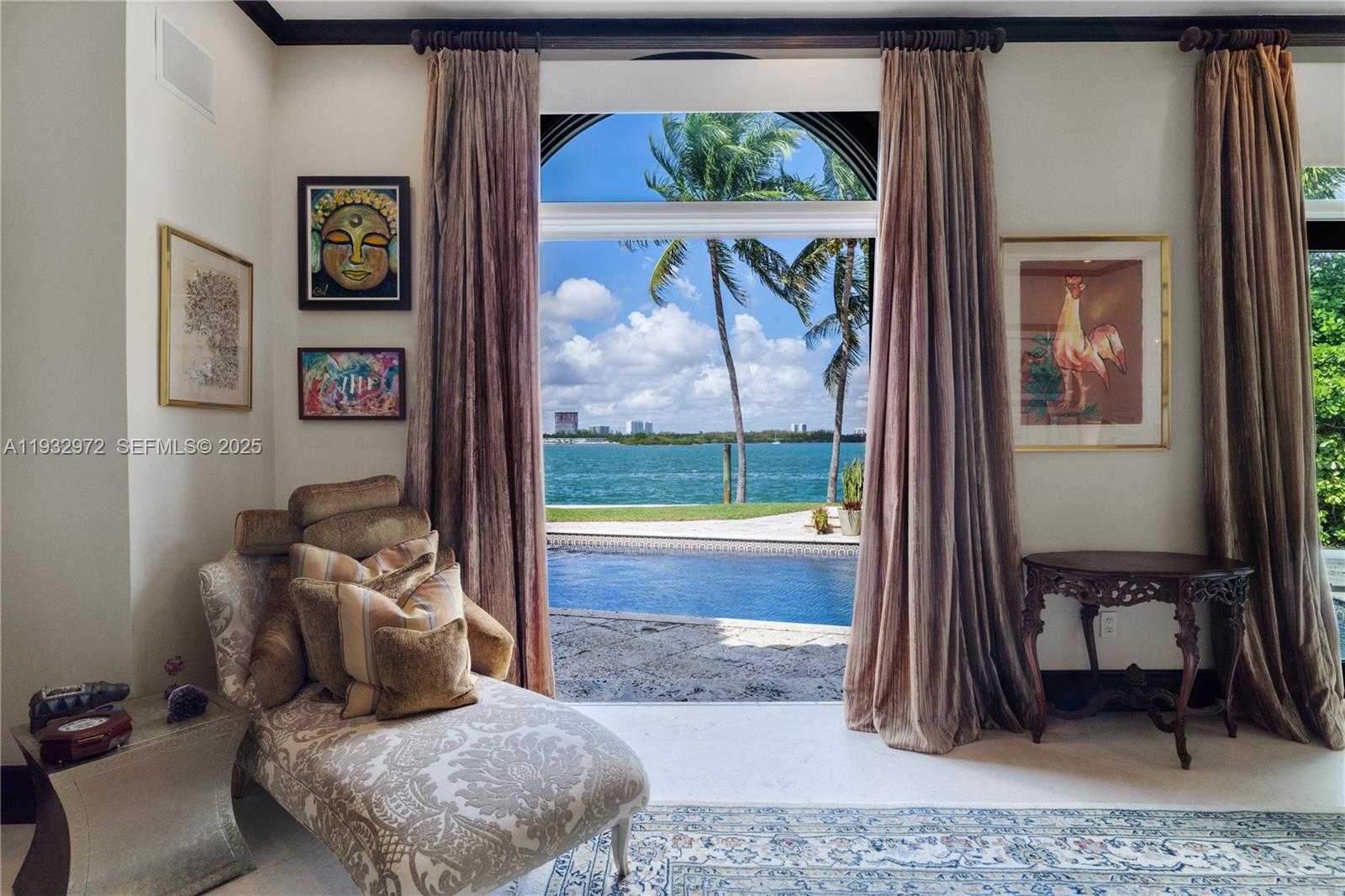 Small Image of 10330 WEST BROADVIEW DR, Bay Harbor Islands Number 22