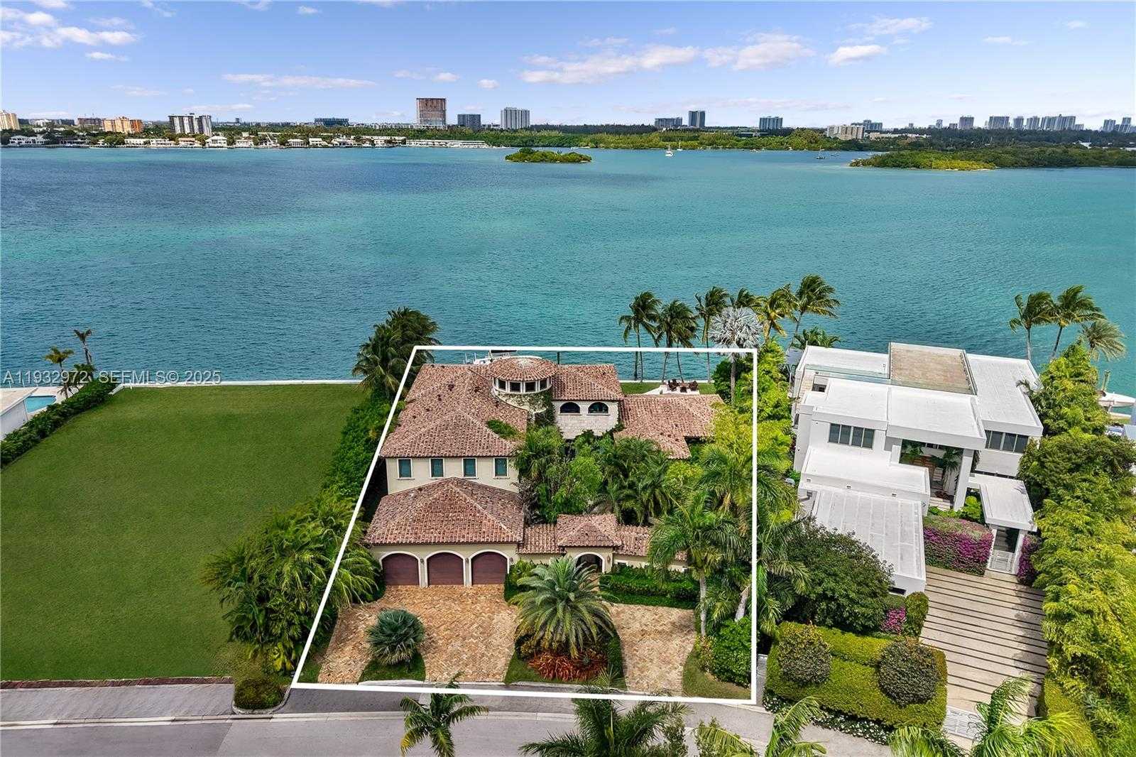 Small Image of 10330 WEST BROADVIEW DR, Bay Harbor Islands Number 29