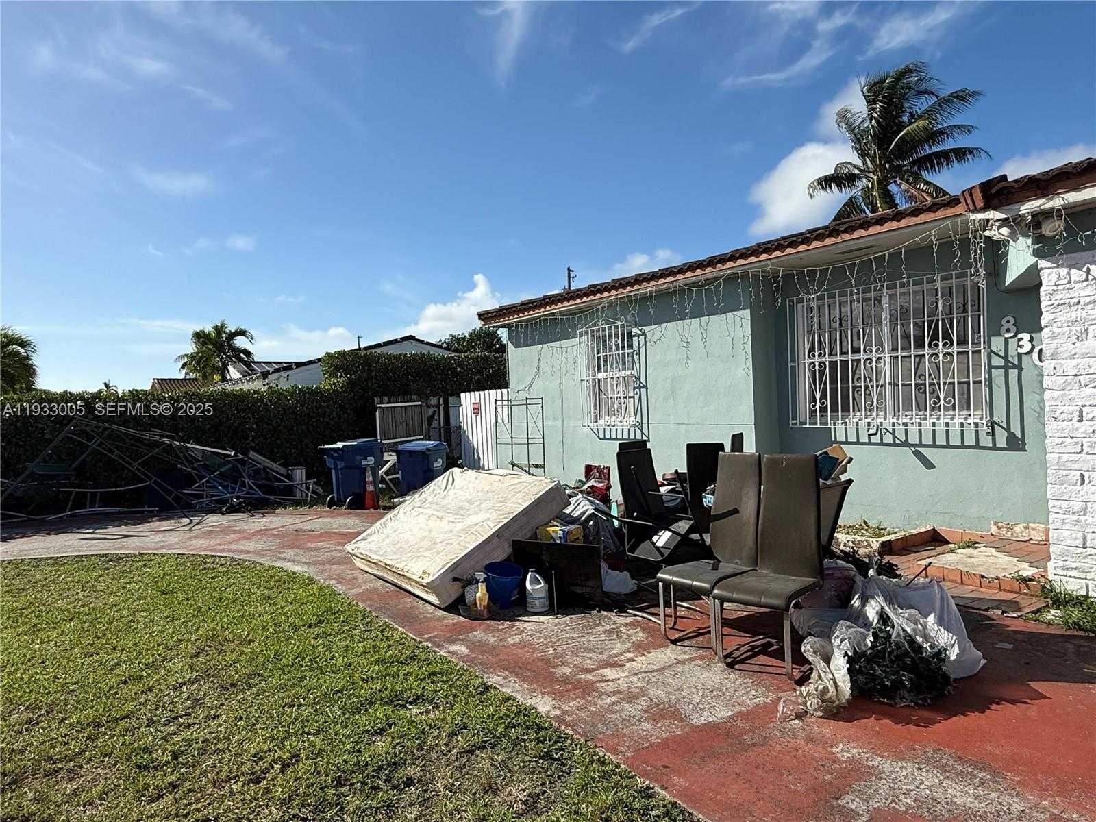 Small Image of 830 SOUTH WEST 72ND AVE, Miami Number 2