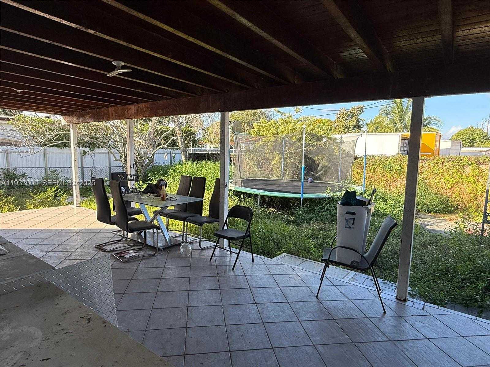 Small Image of 830 SOUTH WEST 72ND AVE, Miami Number 9