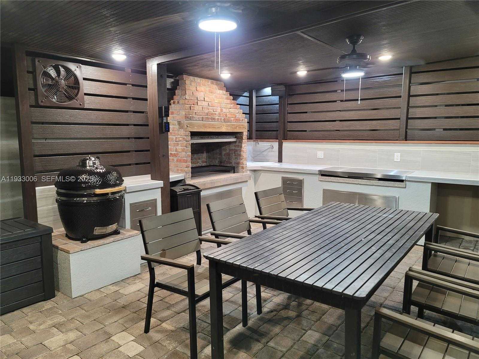 Small Image of 13520 SOUTH WEST 97TH ST, Miami Number 15