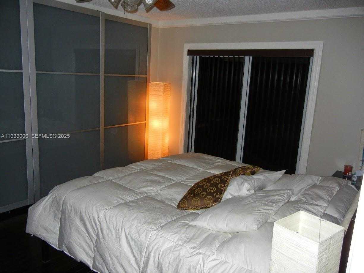 Small Image of 13520 SOUTH WEST 97TH ST, Miami Number 20