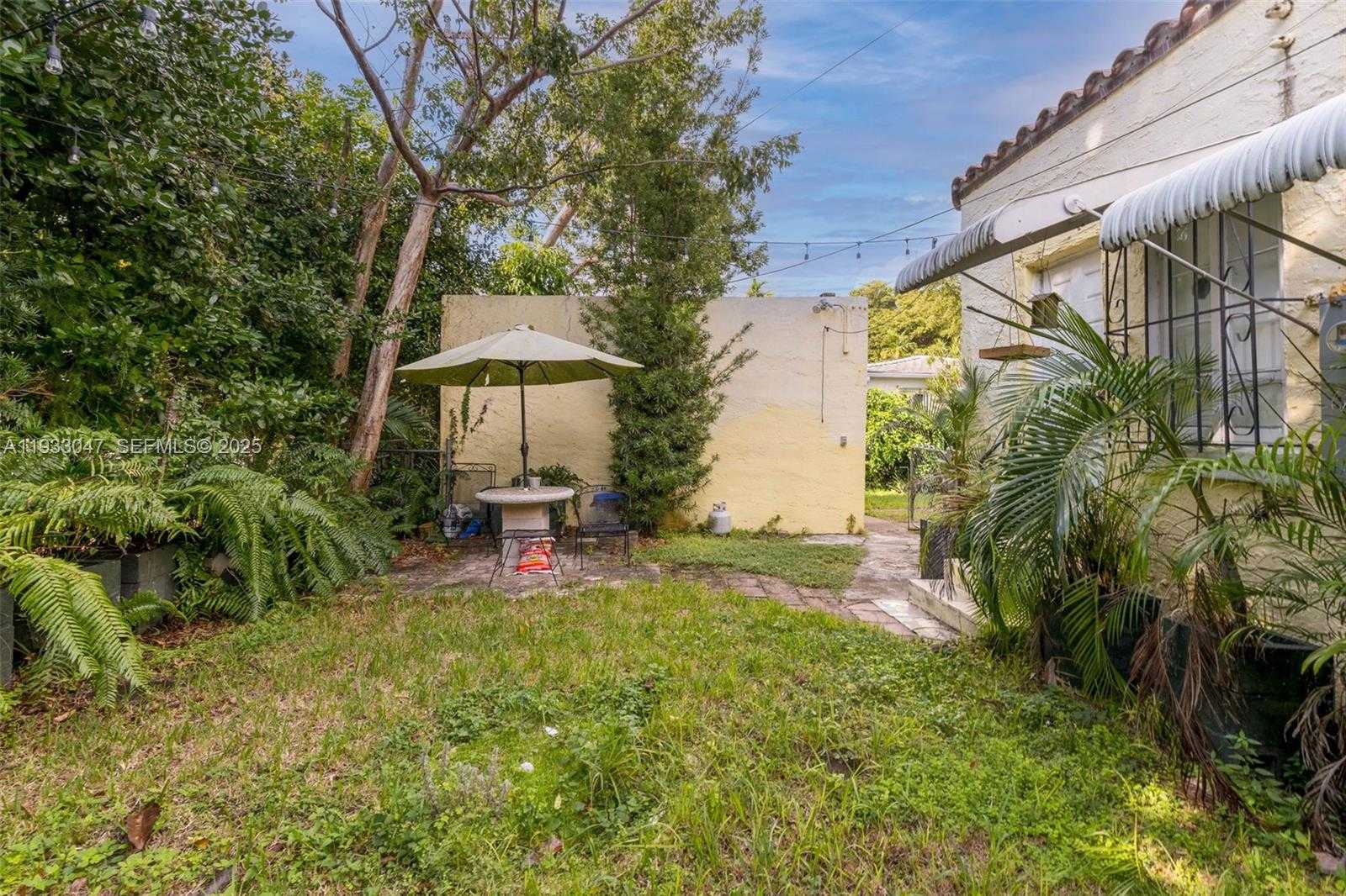 Small Image of 222 ROMANO AVE, Coral Gables Number 18