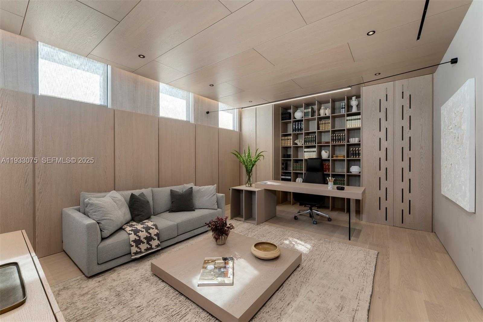 Small Image of 661 MELALEUCA LN, Miami Number 23