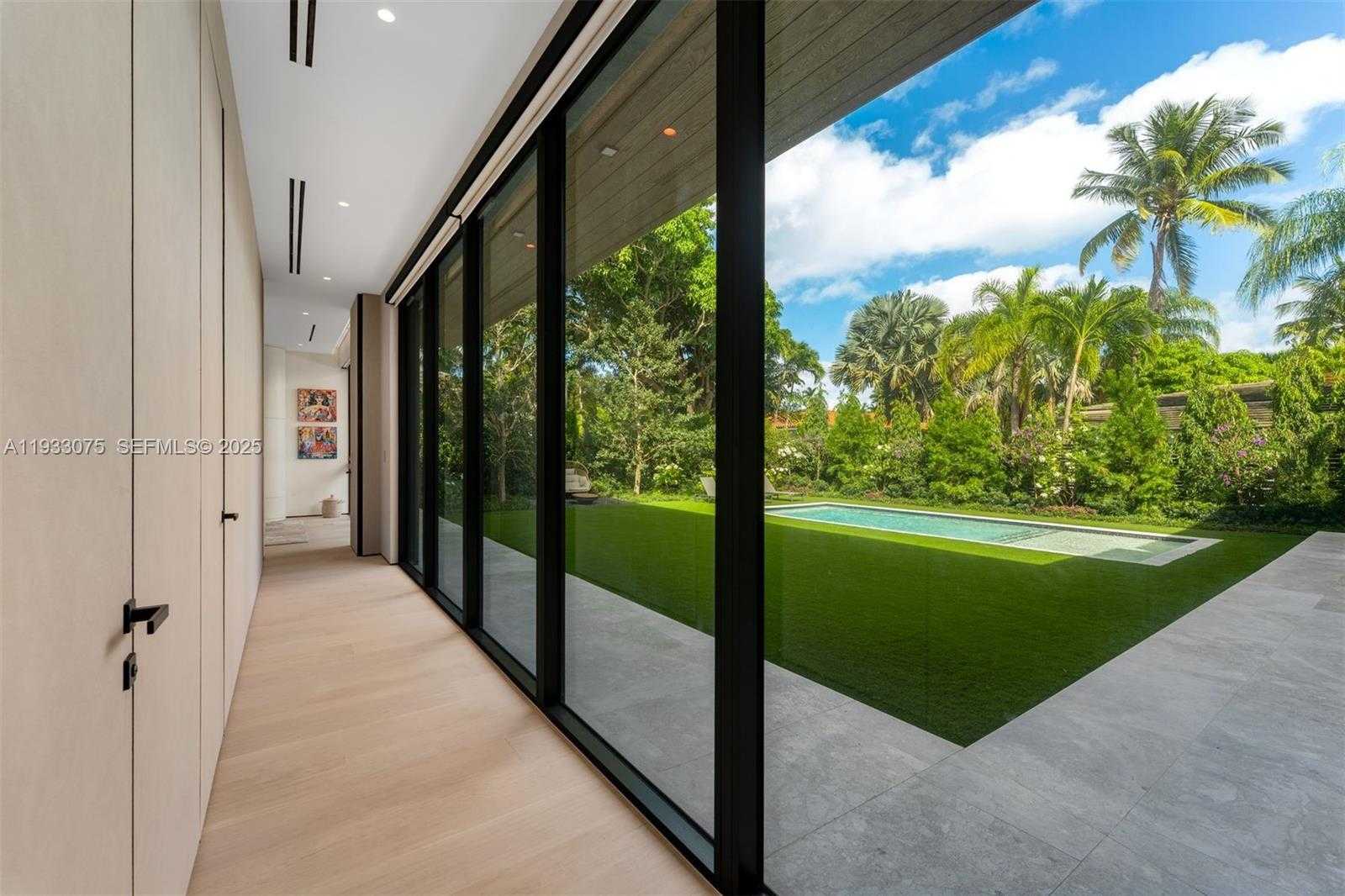 Small Image of 661 MELALEUCA LN, Miami Number 45