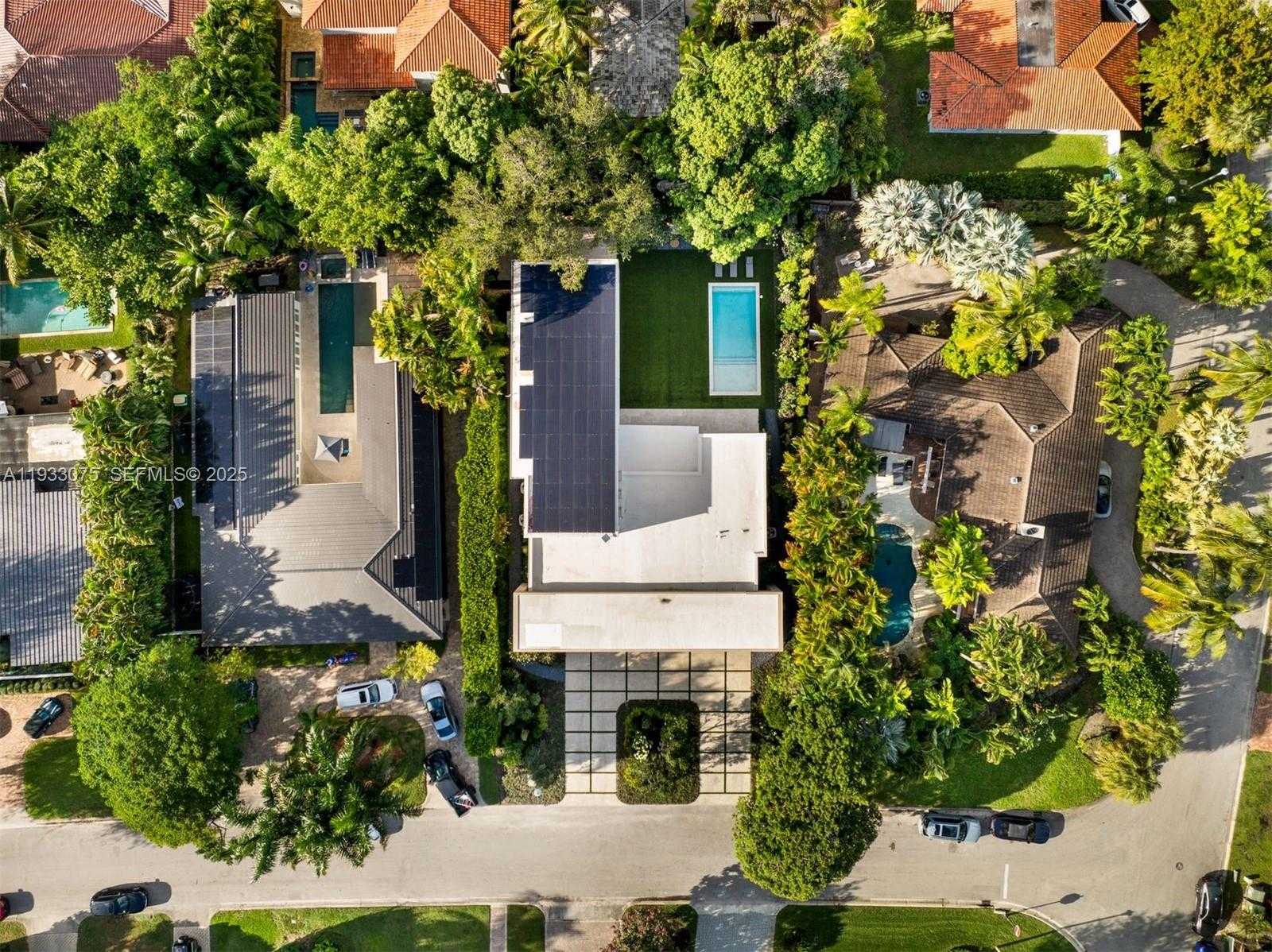 Small Image of 661 MELALEUCA LN, Miami Number 60