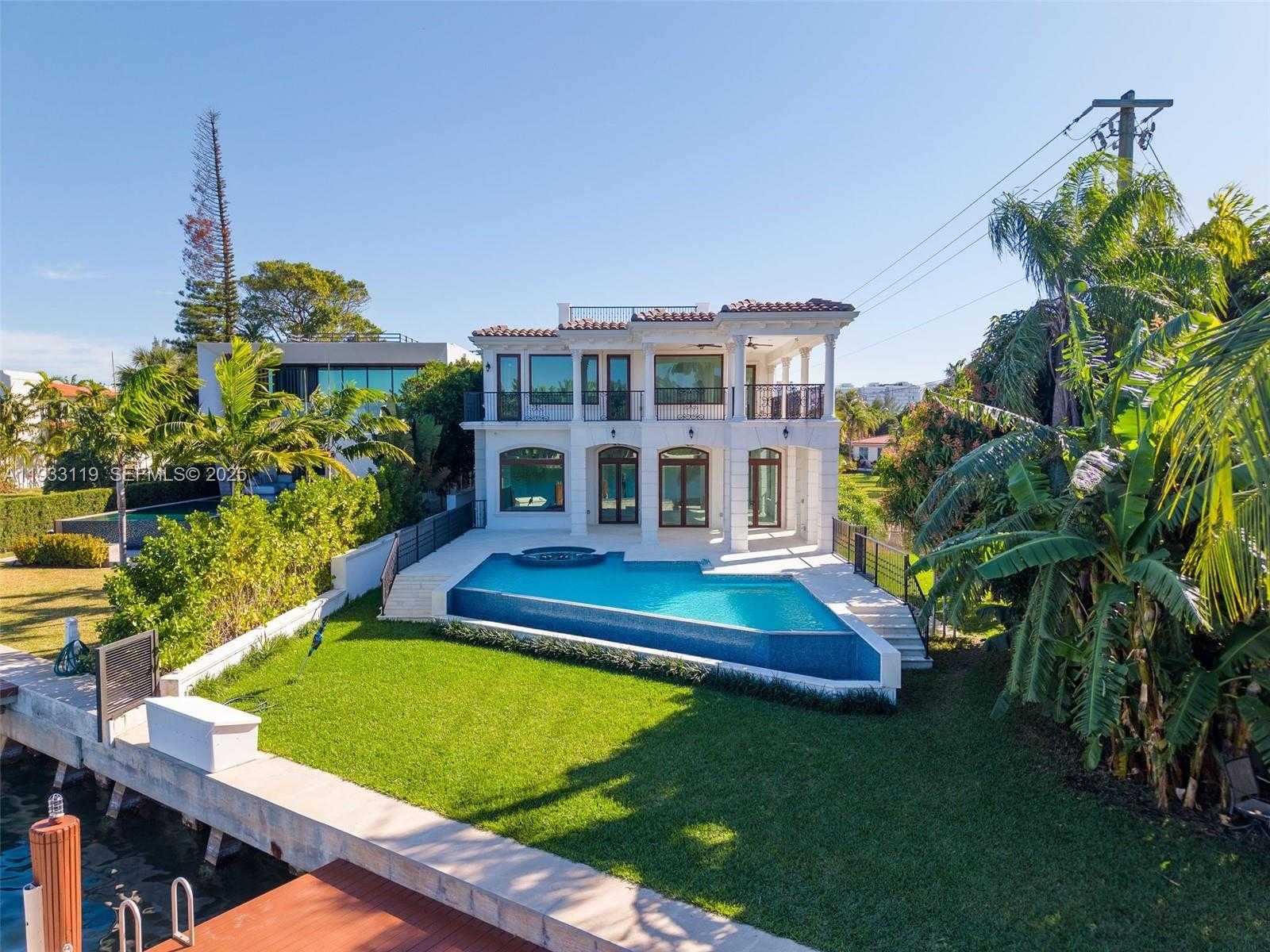 Small Image of 919 92ND ST, Surfside Number 10