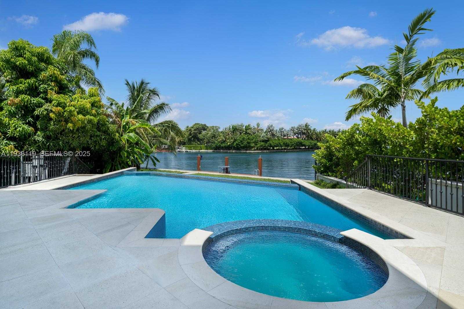 Small Image of 919 92ND ST, Surfside Number 11