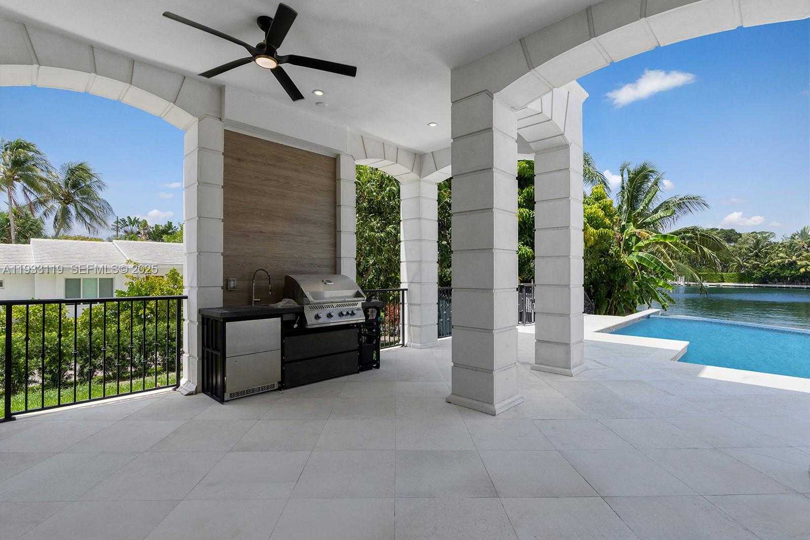 Small Image of 919 92ND ST, Surfside Number 36