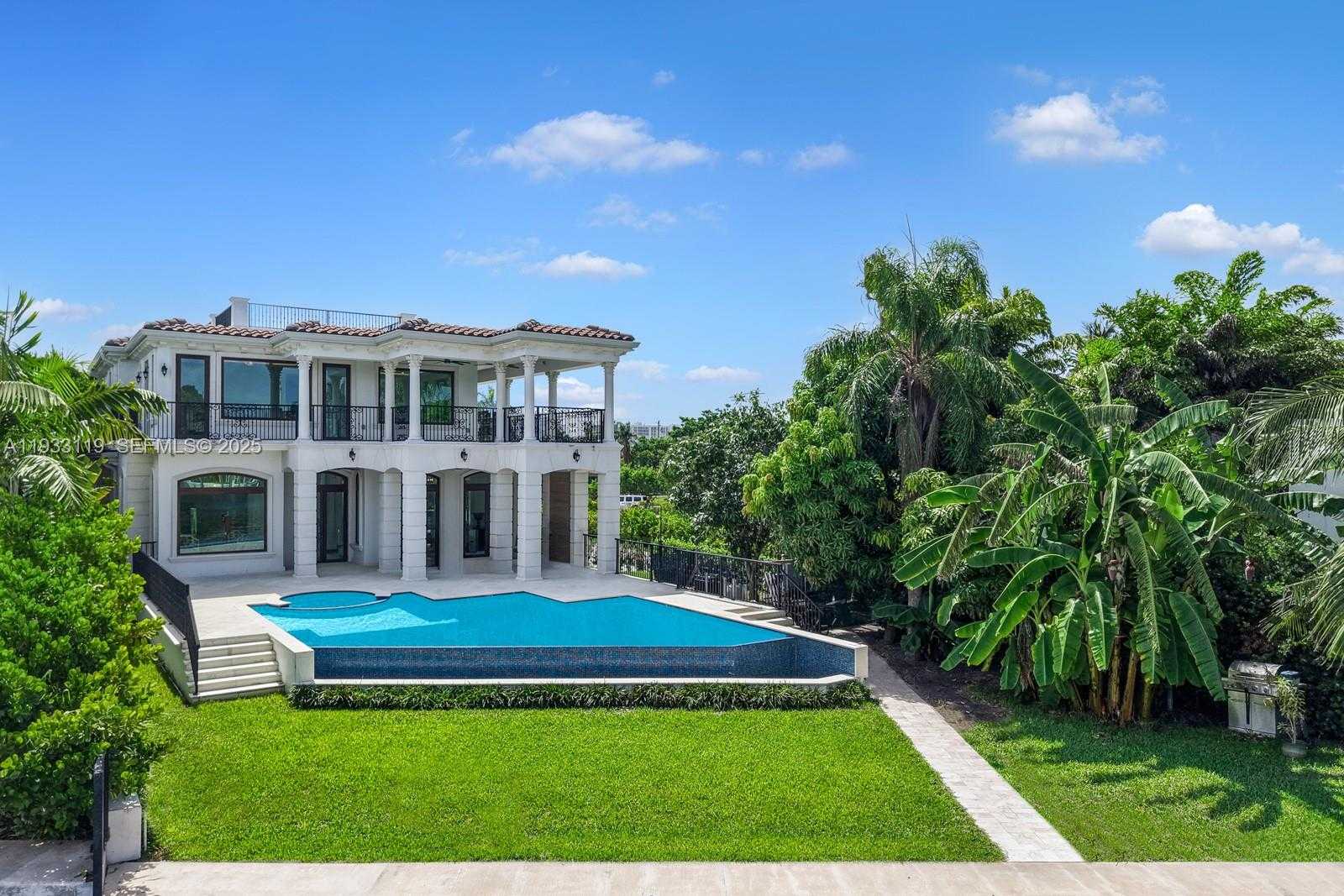 Small Image of 919 92ND ST, Surfside Number 8