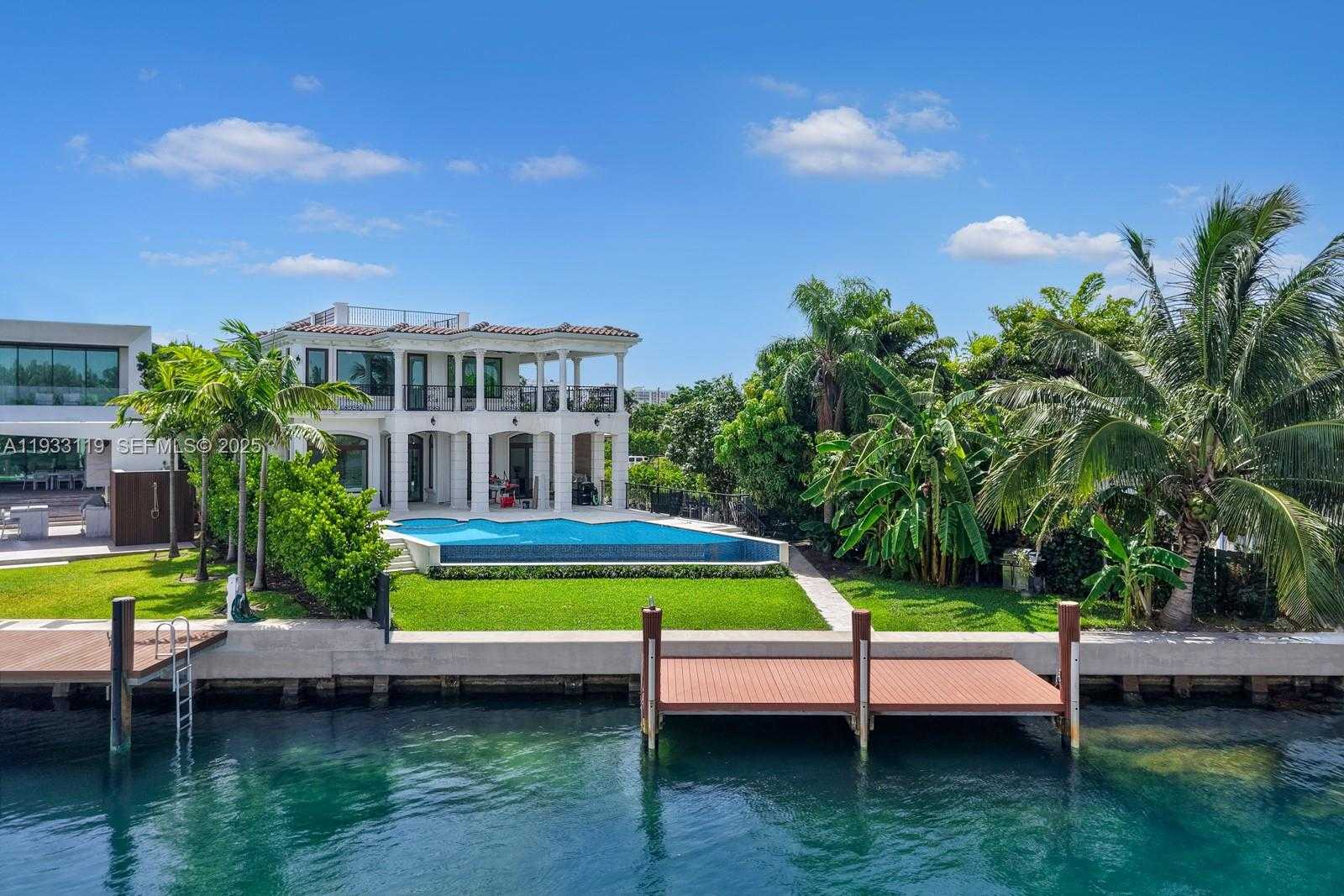 Small Image of 919 92ND ST, Surfside Number 9