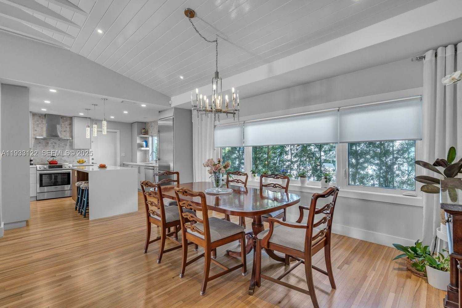 Small Image of 1245 MILAN AVE, Coral Gables Number 11