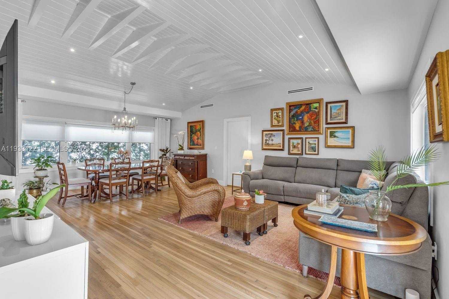 Small Image of 1245 MILAN AVE, Coral Gables Number 3